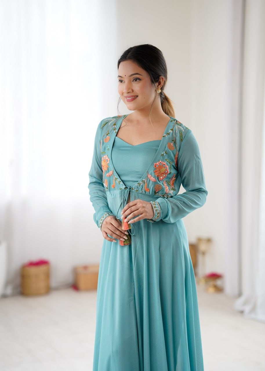 Blue long jacket with top and pent set