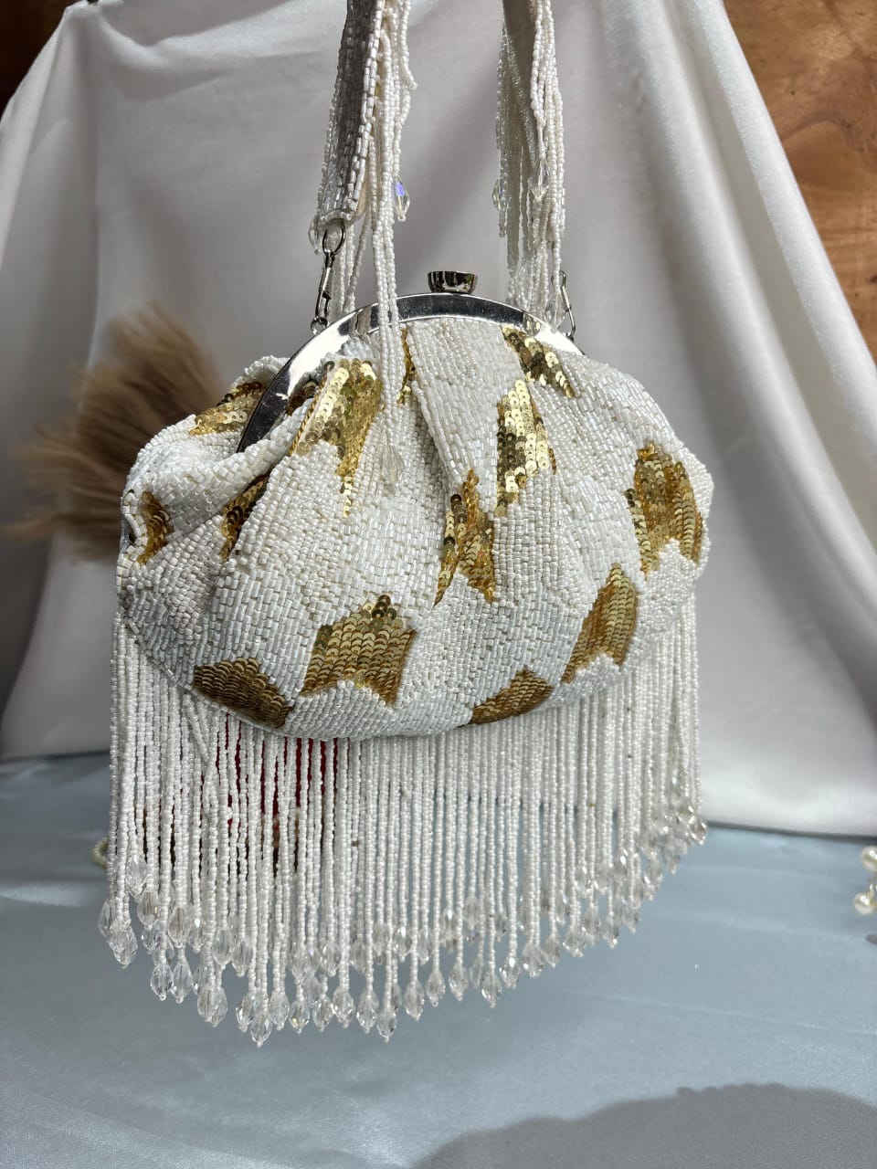 Black dangling latkan purse