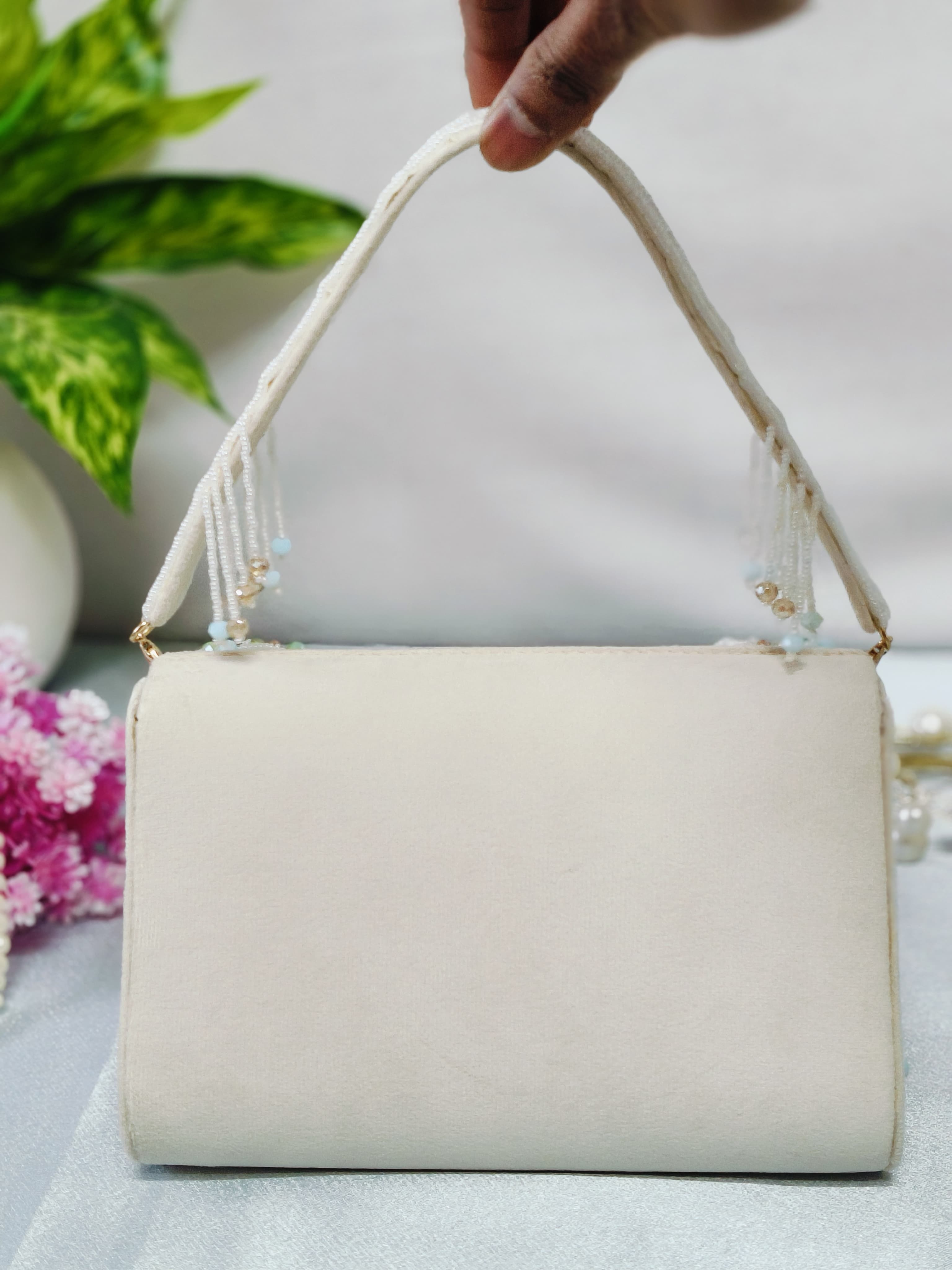 Pink beads stone work handbag