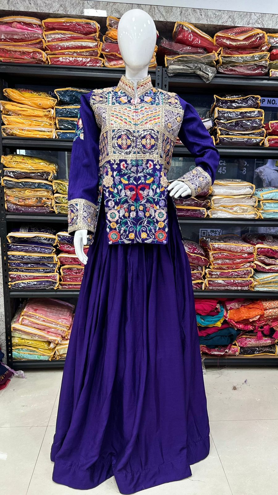 Blue lehenga skirt with slit shot kurti set